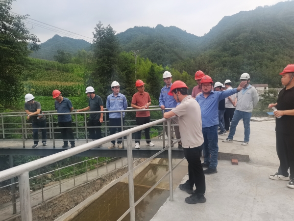 竹山縣文峪河流域硫鐵礦區(qū)地下水污染綜合防治工程（一期工程EPC總承包）項(xiàng)目順利通過(guò)竣工驗(yàn)收2.jpg